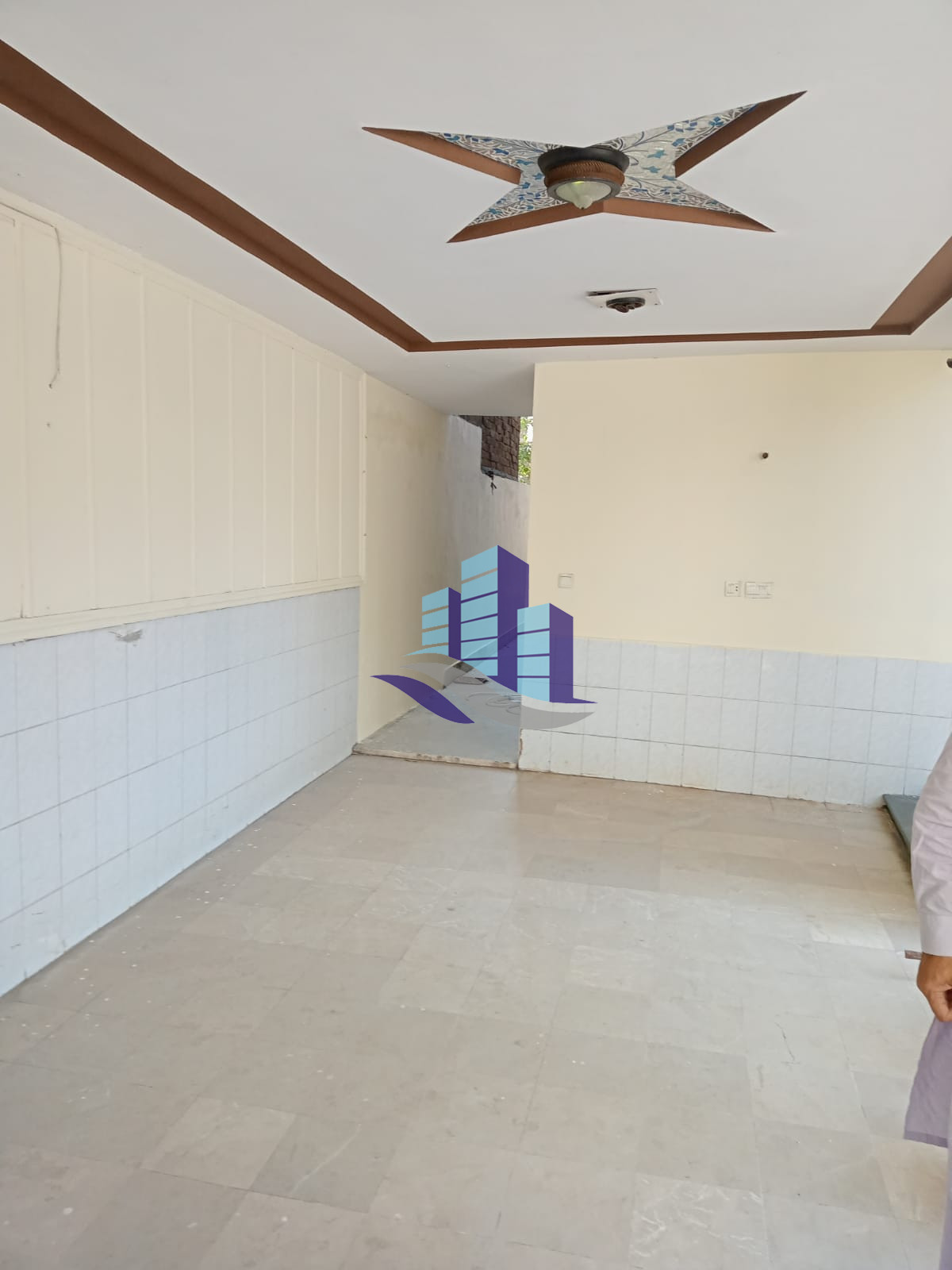 10 Marla Double Storey House For Rent in Madina Town, Faisalabad