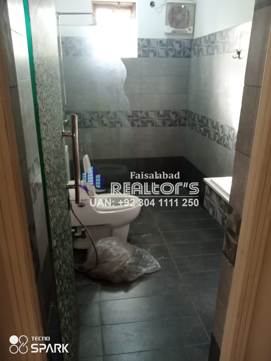 1.2 kanal home for sale in Faisalabad - Home For Sale