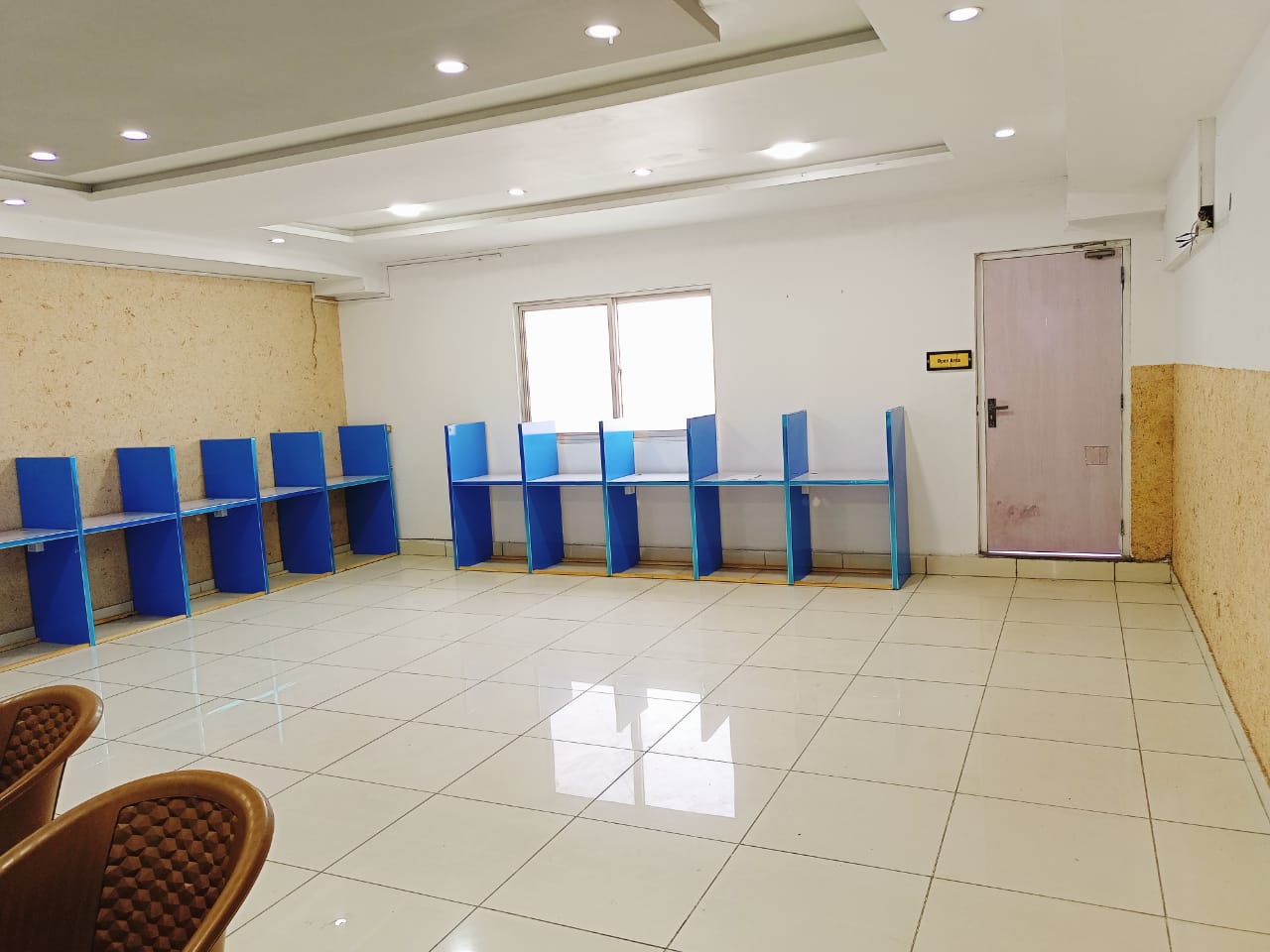 3000 sqft Office for Rent in Faisalabad at Jaranwala Road