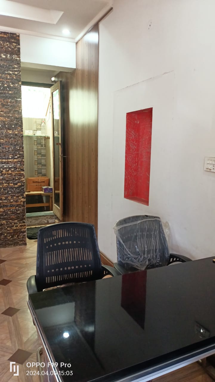 500 SQ ft Office for Rent  at Main Canal Road, Faisalabad