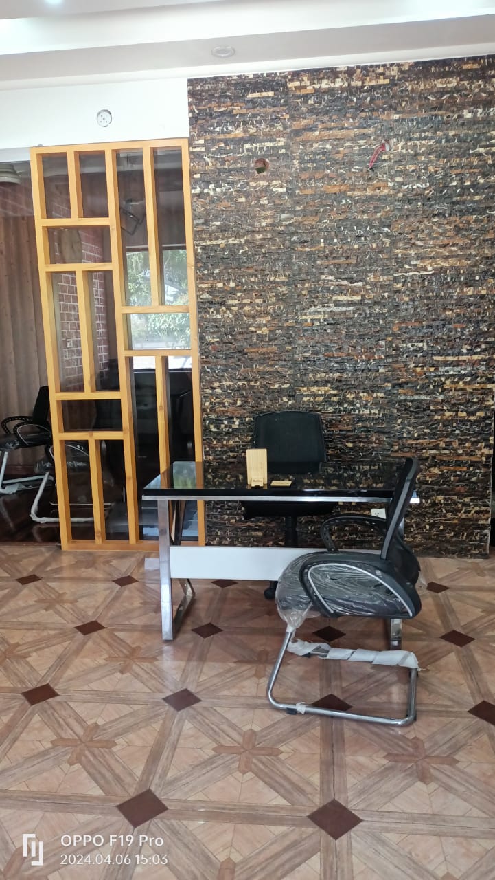 500 SQ ft Office for Rent  at Main Canal Road, Faisalabad