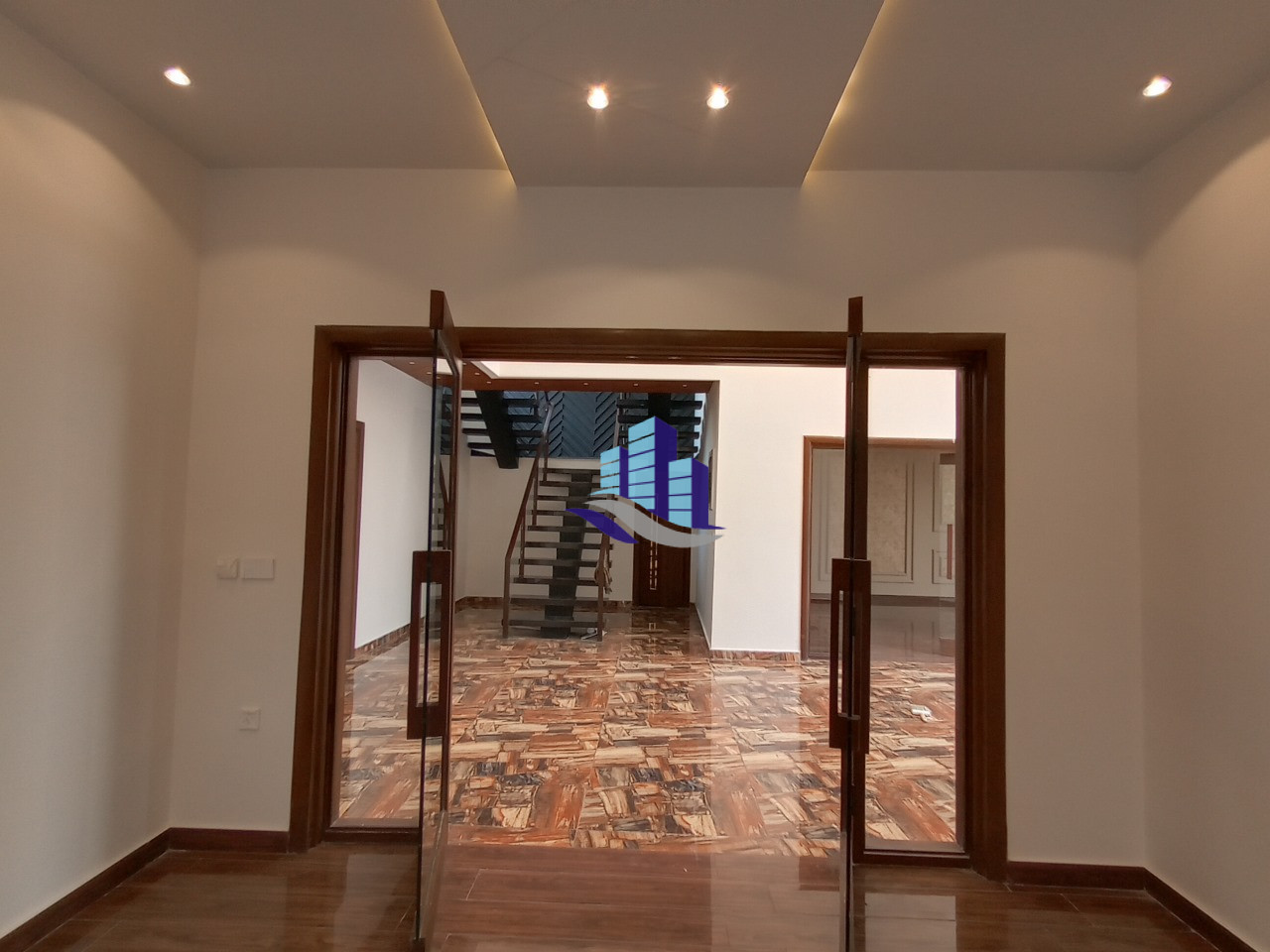 1 Kanal Luxury Brand New House for Sale Abdullah Garden, Faisalabad