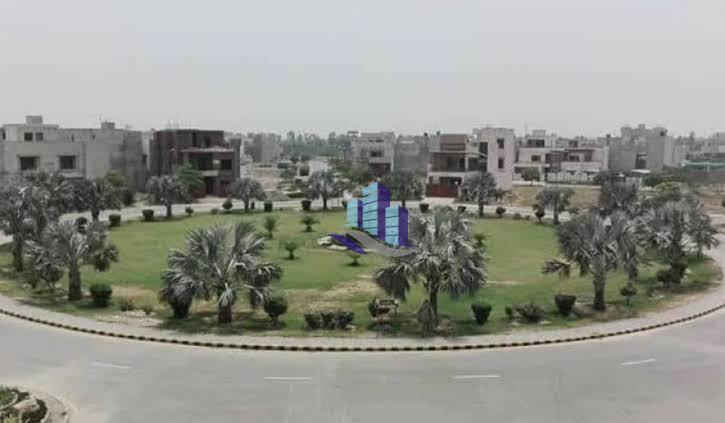 6 Marla Plot available for Sale @ Four Season Samundari Road Faisalabad at reasonable price