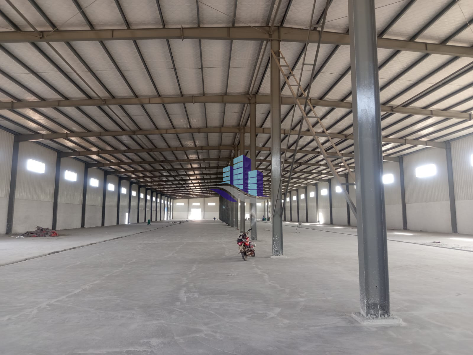 2 Acre Warehouse For Rent In M3 Industrial Zone FIEDMC Faisalabad