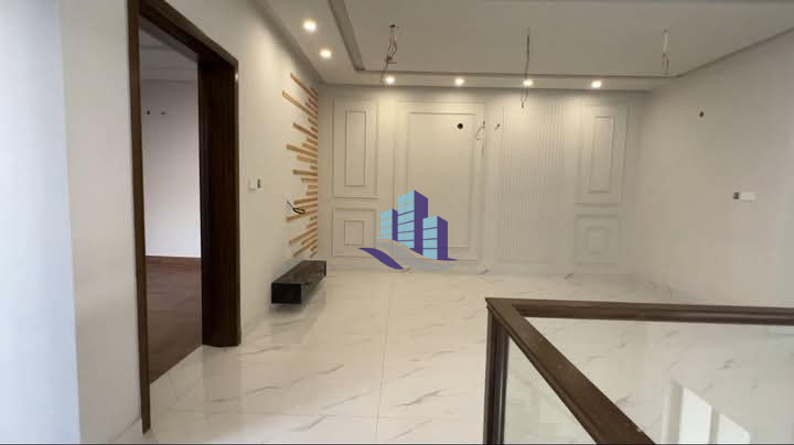 Prime Location 33 Marla Luxury House for Rent on Bilal Road, Civil Lines Faisalabad