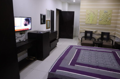 Ideal Flat for Rent At Main ChenOne Road Faisalabad