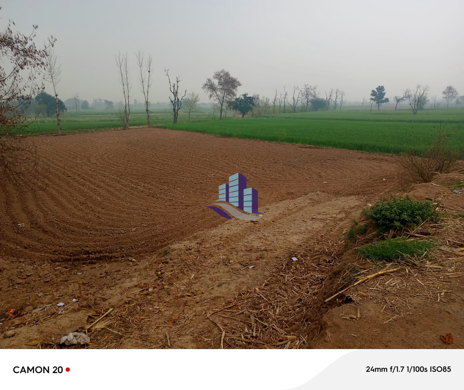 Ideal Agriculture Land Available at Main Samundri Road Bypass