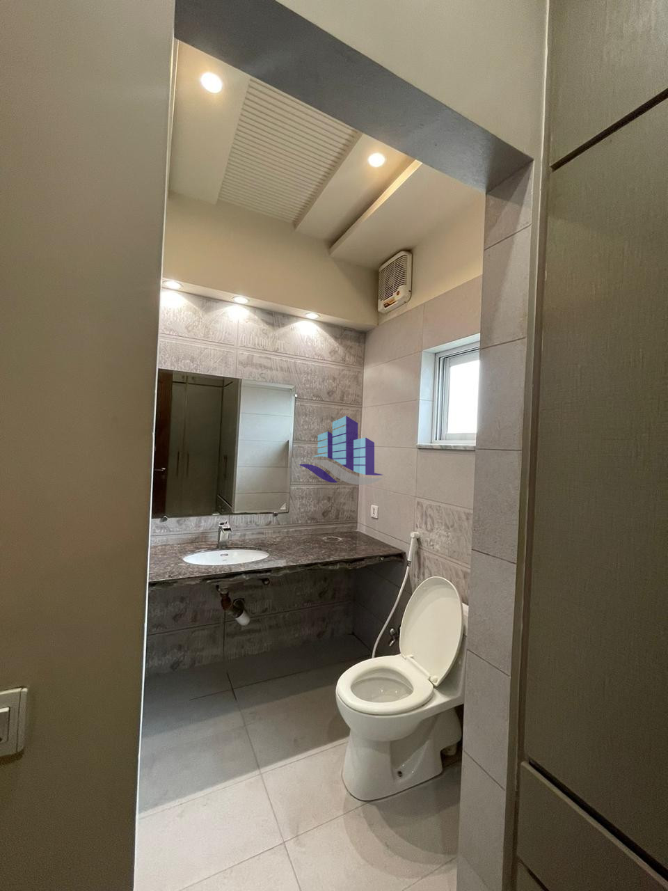 18 Marla Sami Furnish Lavish Villa For Sale at Prime Location Of Main Jaranwala Road,