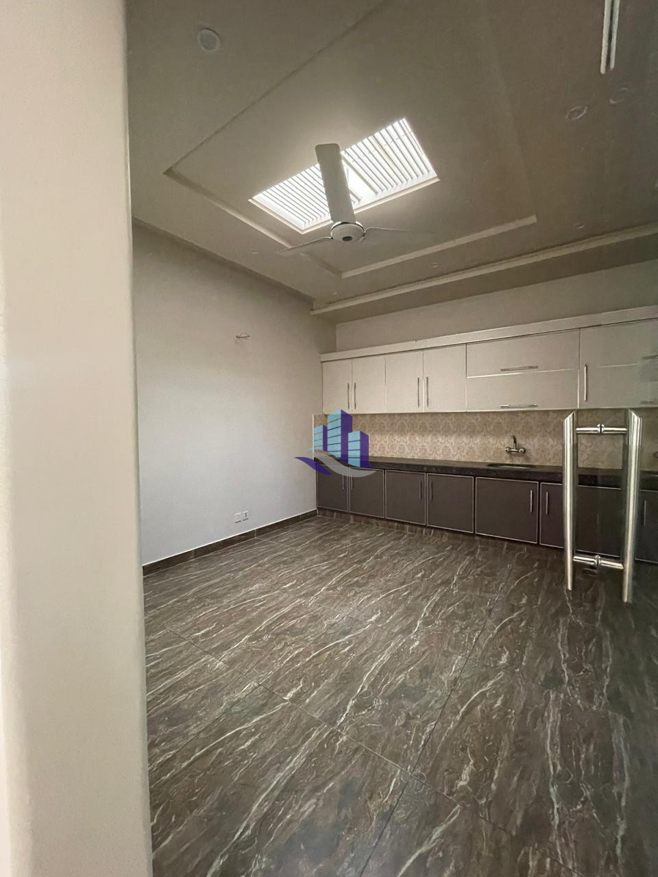 18 Marla Sami Furnish Lavish Villa For Sale at Prime Location Of Main Jaranwala Road,
