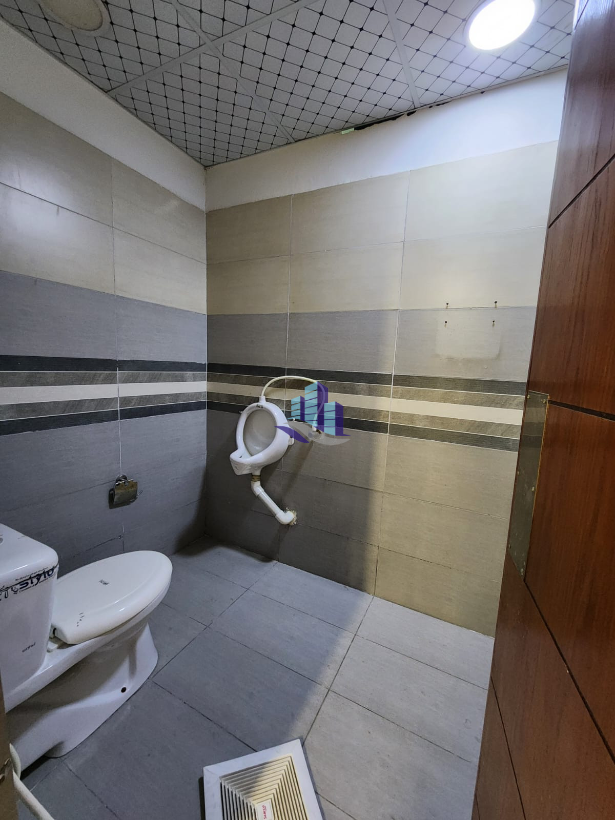 Fully Furnished 5000 Sq. Ft. Office Space for Rent.