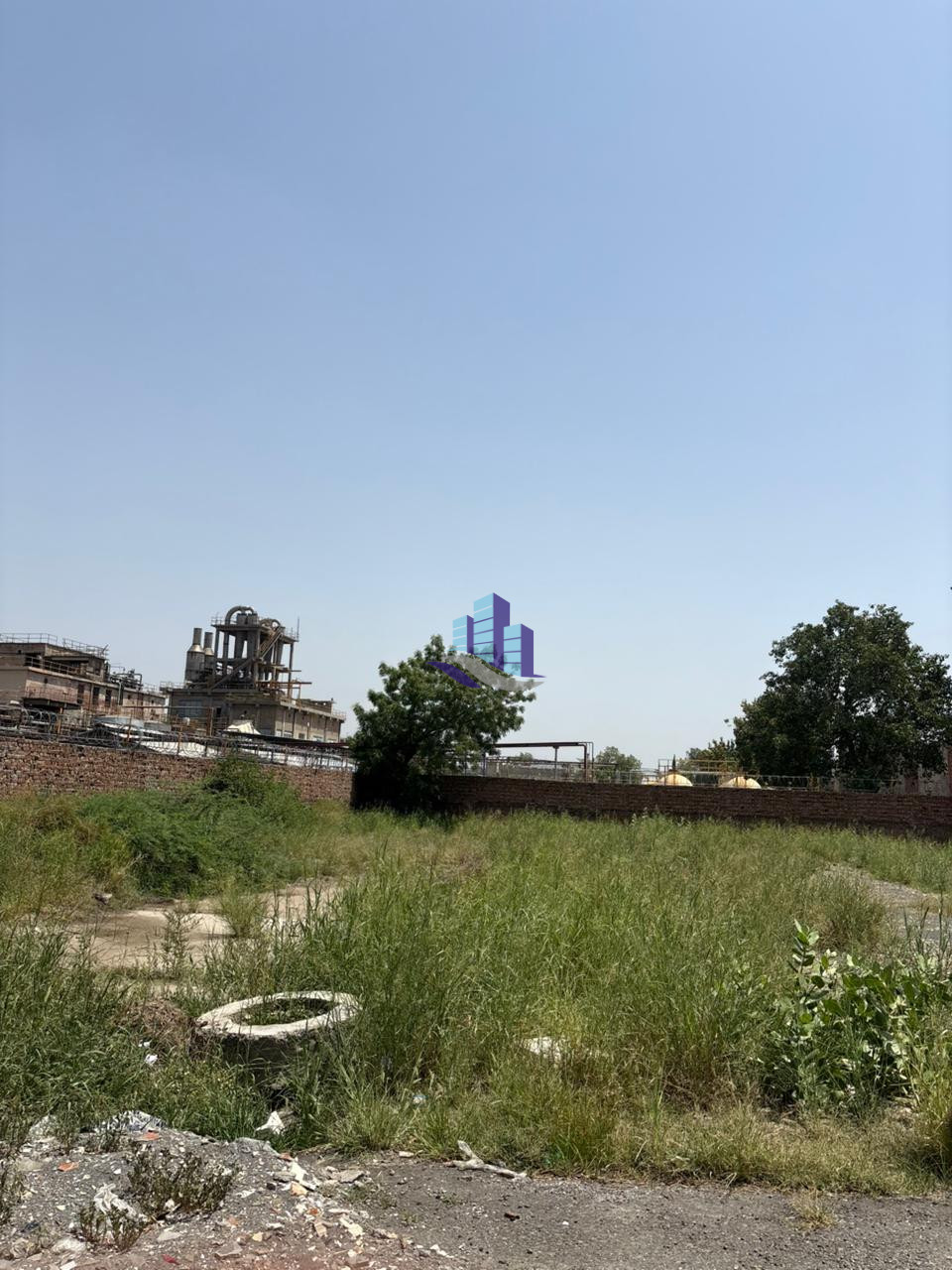 Prime location 3 Marla Plots on Canal Road Faisalabad
