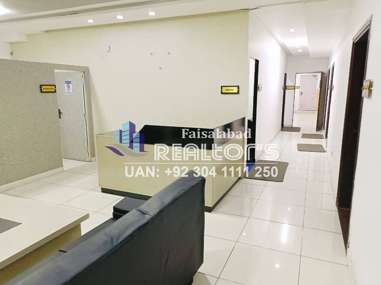 3000 sq ft office for rent in Faisalabad - Commercial Office