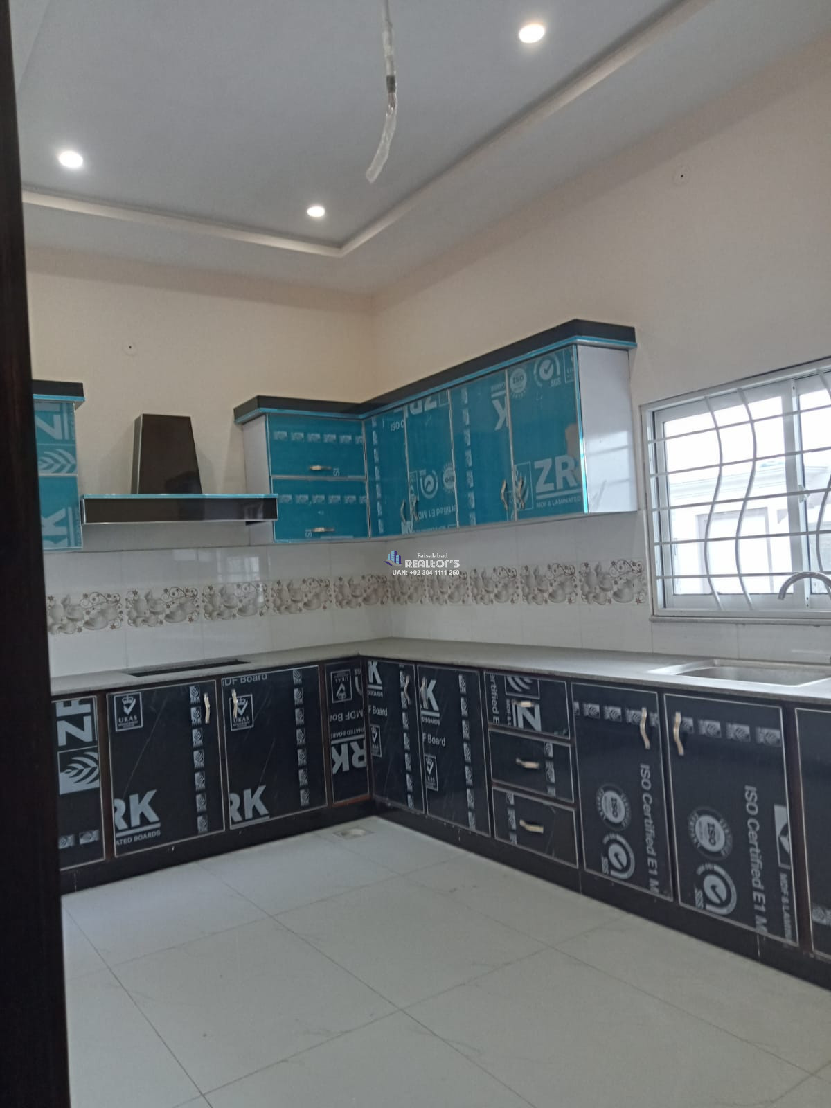 7.5 Marla Home for sale in Faisalabad