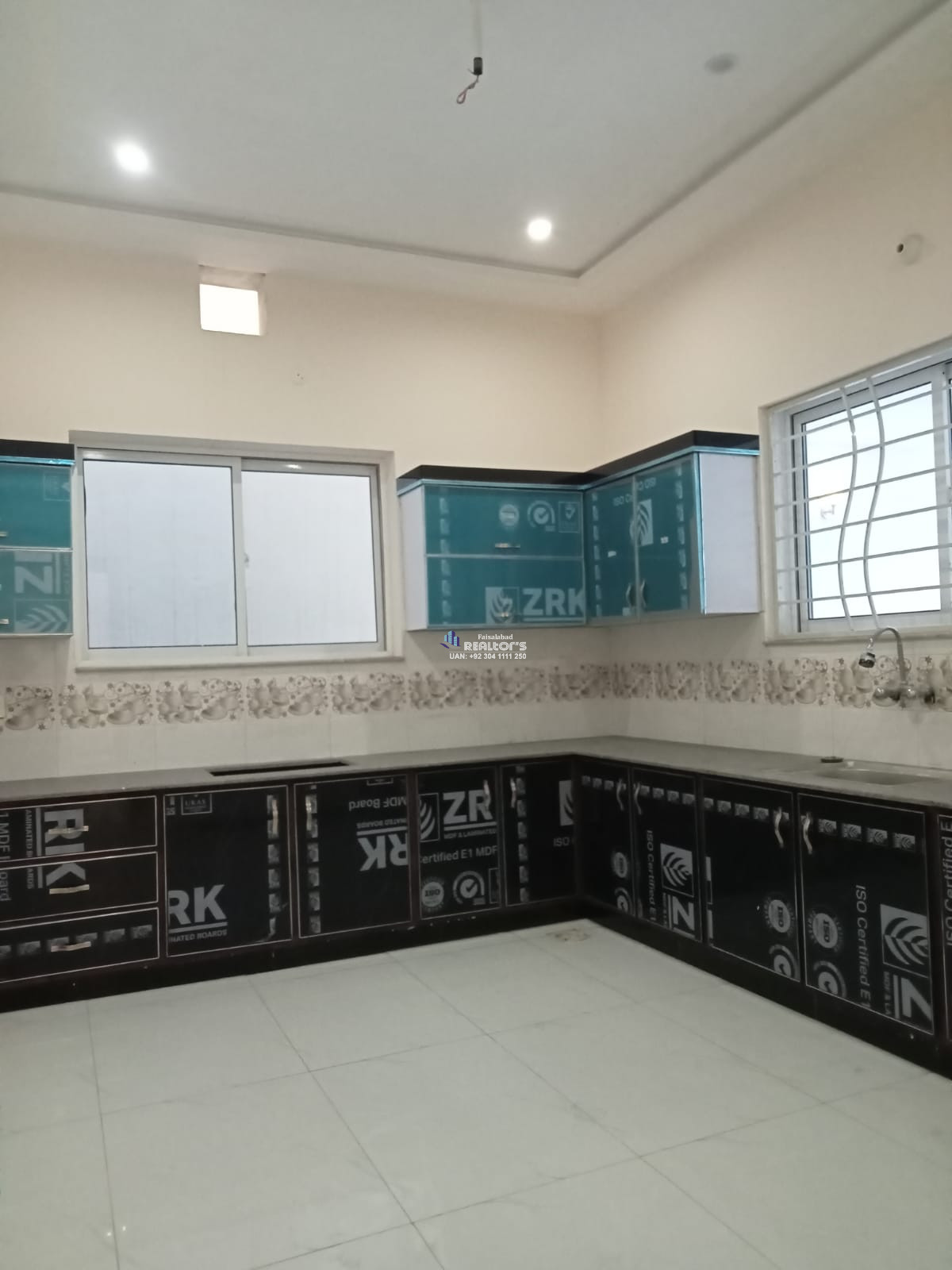 7.5 Marla Home for sale in Faisalabad