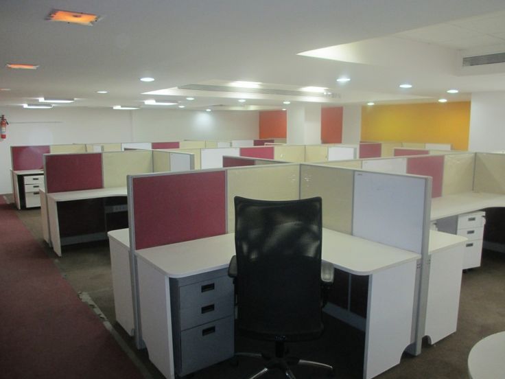 936 sq.ft fully furnished office for rent at kohinoor city Faisalabad