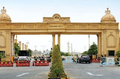 10 Marla Residential Plot for sale in Faisalabad