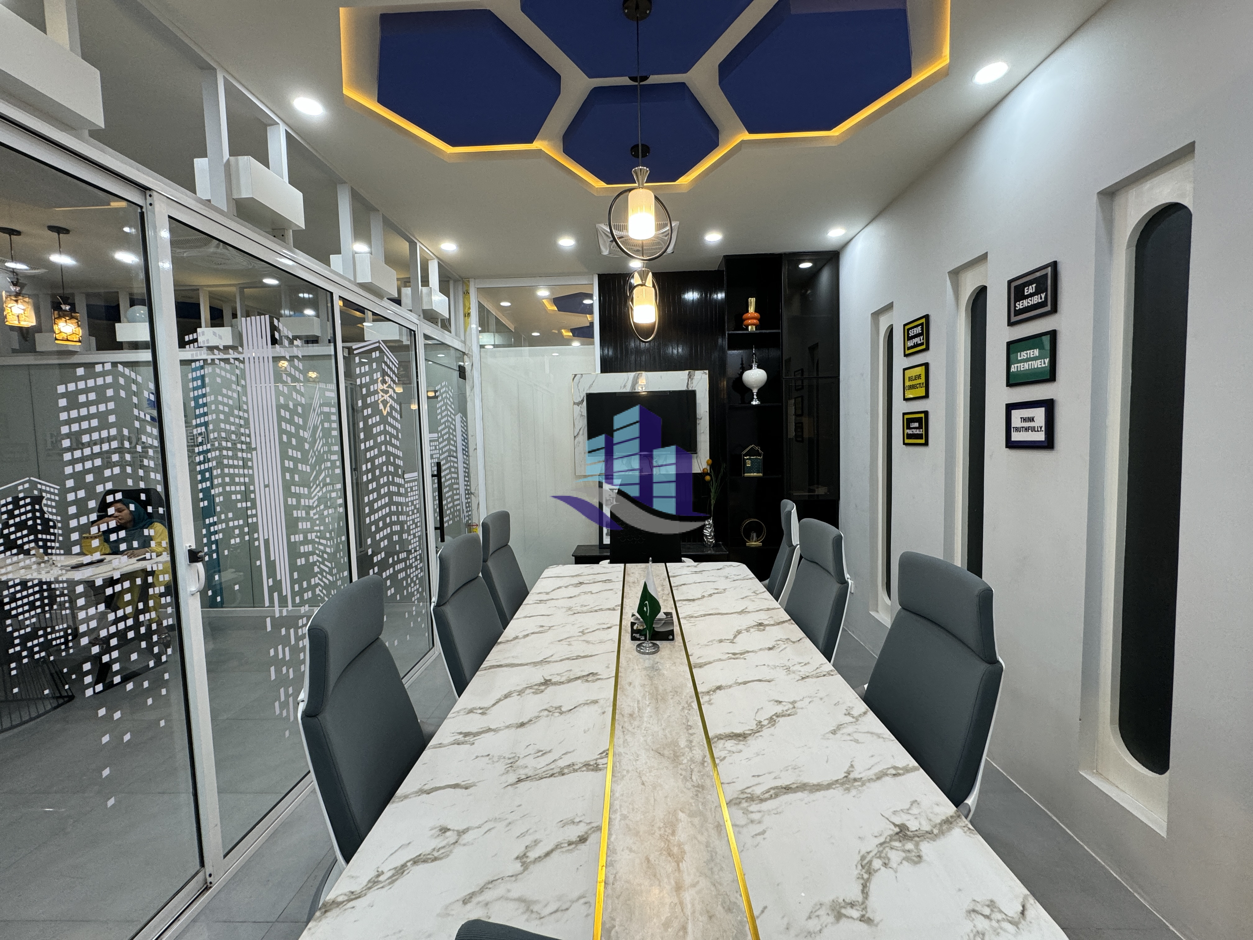 860 Sq.Ft Office Available For Rent At Susan Road Faisalabad