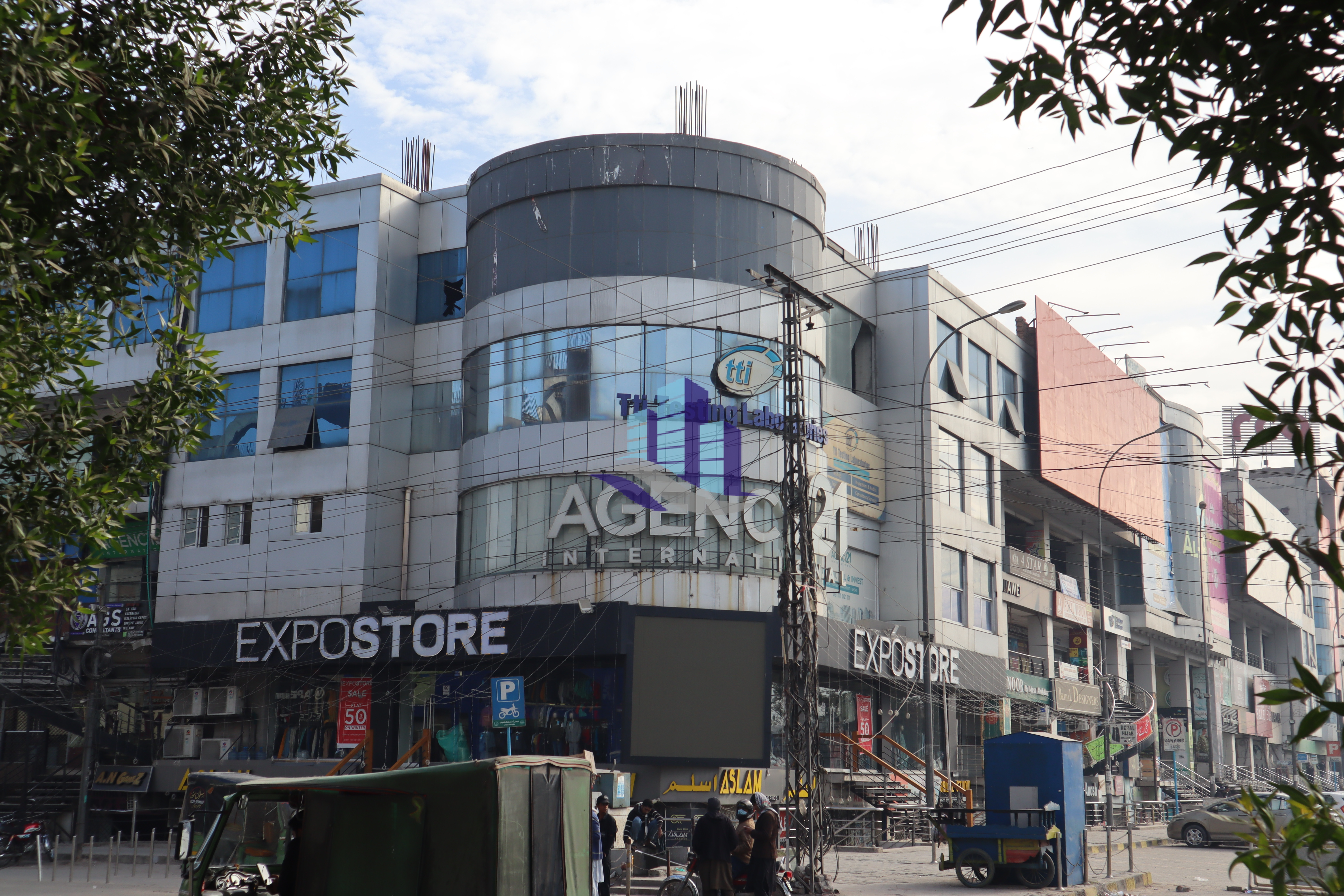 Rented Shop for sale at Kohinoor City Jaranwala Road Faisalabad