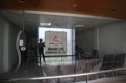 8 Marla Office Available For Rent At Saleemi Chowk D Ground Faisalabad