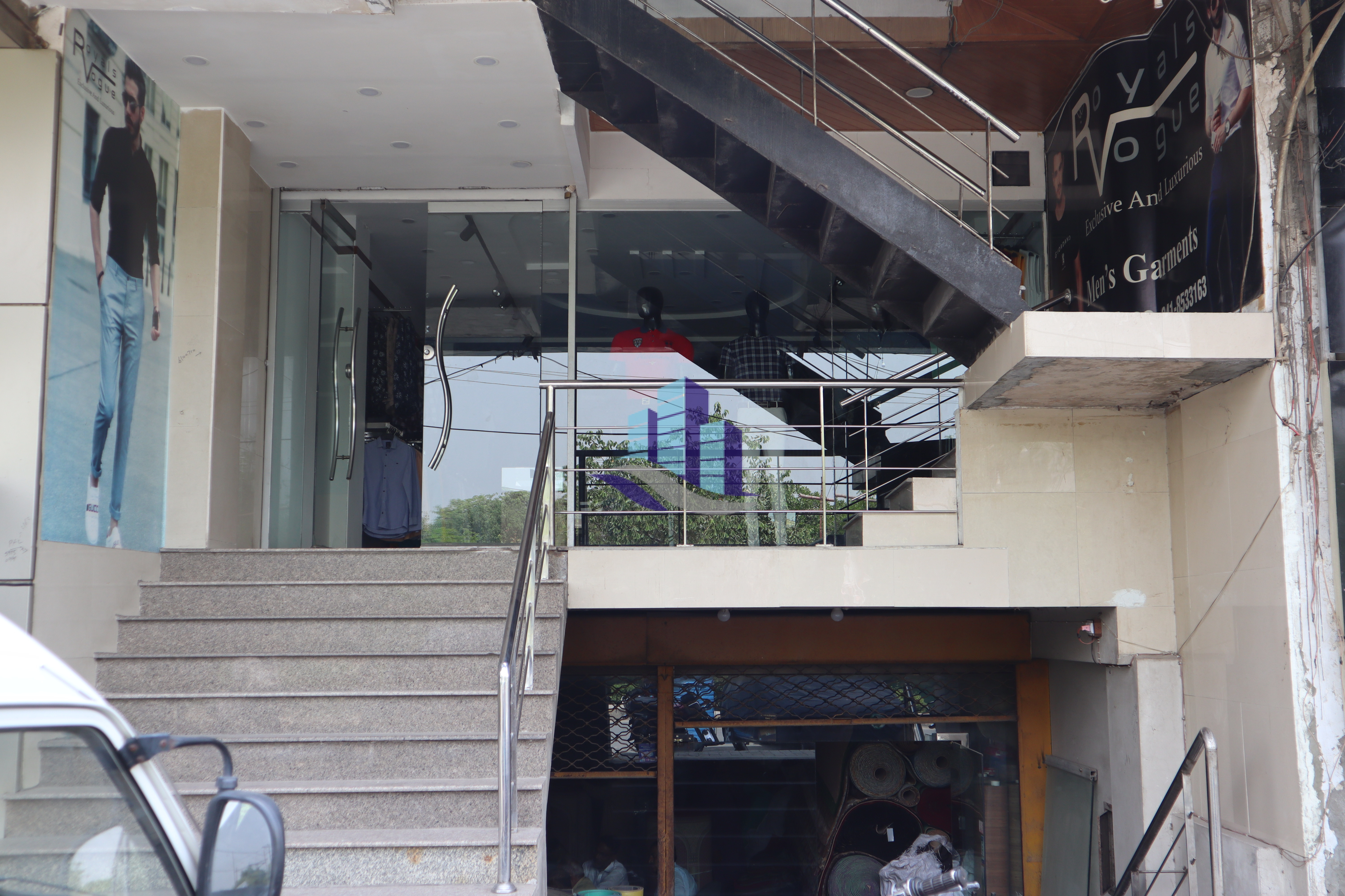 1000 Sq.Ft Office Available For Rent At Susan Road Faisalabad For Consultancy, Marketing, Companies