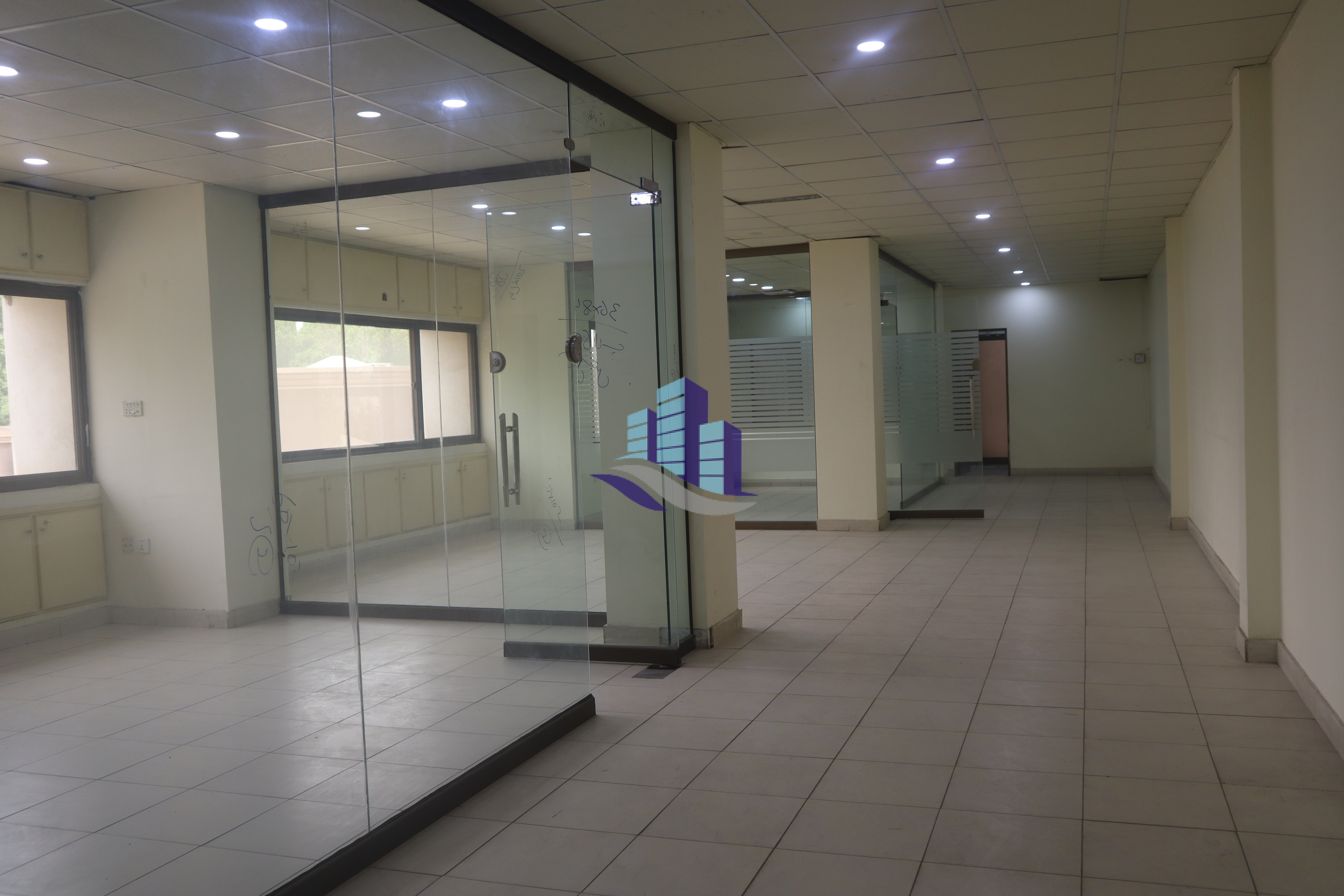 Office on Rent at jaranwala road Kohinoor Fsd
