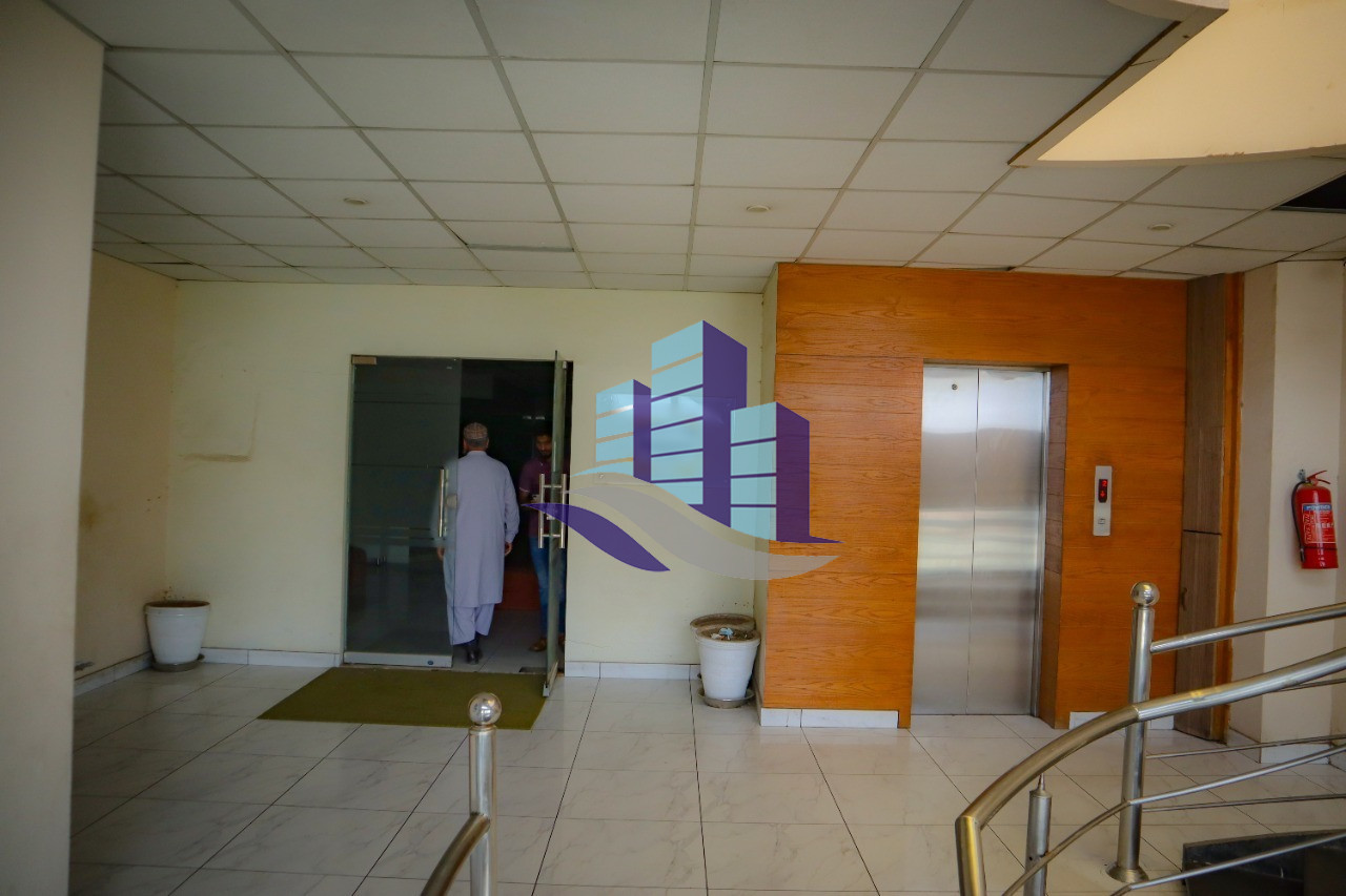 Well Renovated Officе Availablе for Rеnt With All Facilitiеs at Prime Locations of Faisalabad