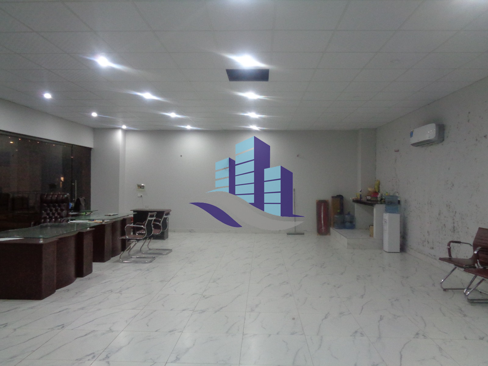 1100 sqft Ideal Office For Rent At Kohinoor, Faisalabad
