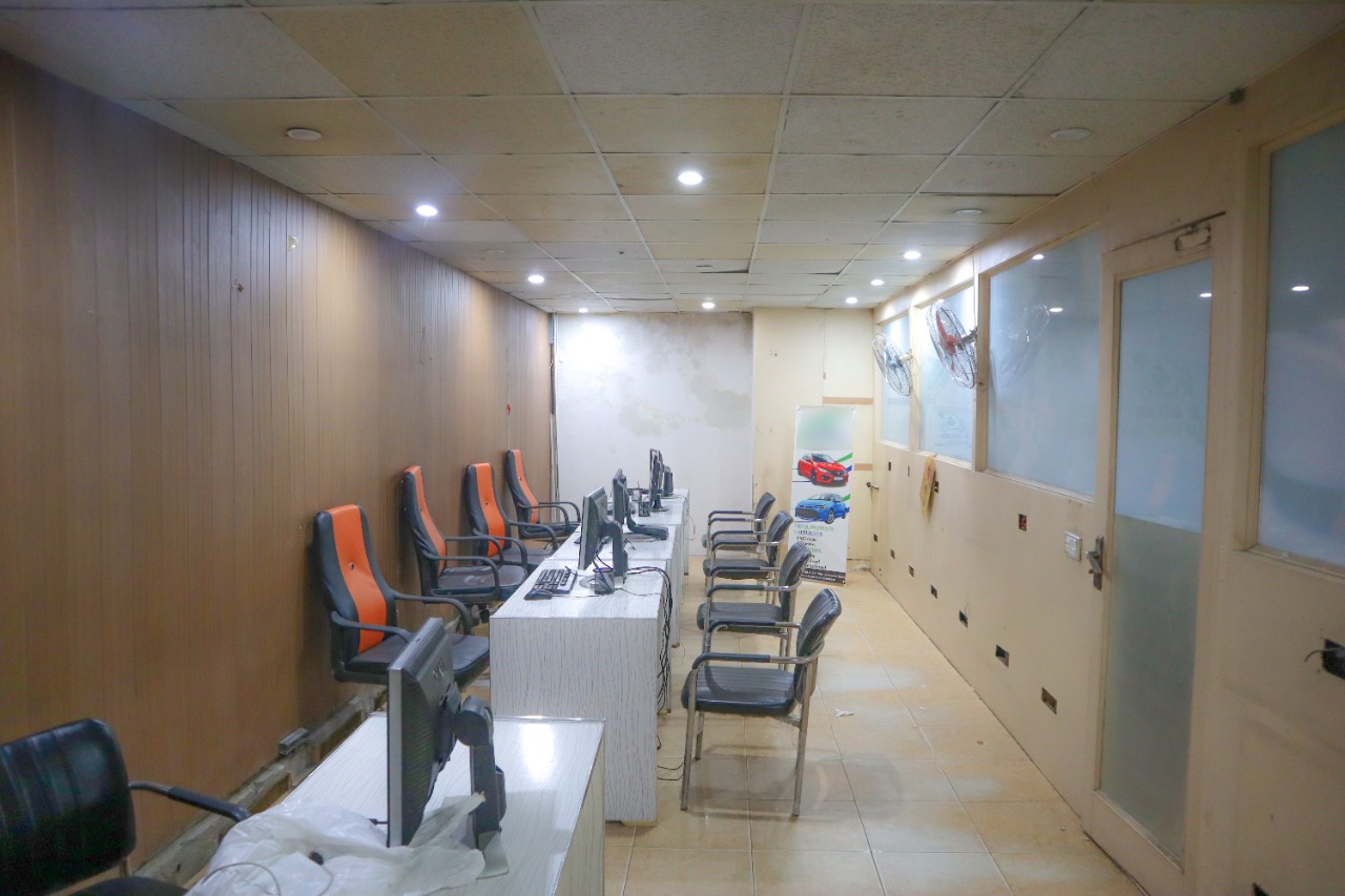 Office on Rent at jaranwala road Kohinoor Fsd.