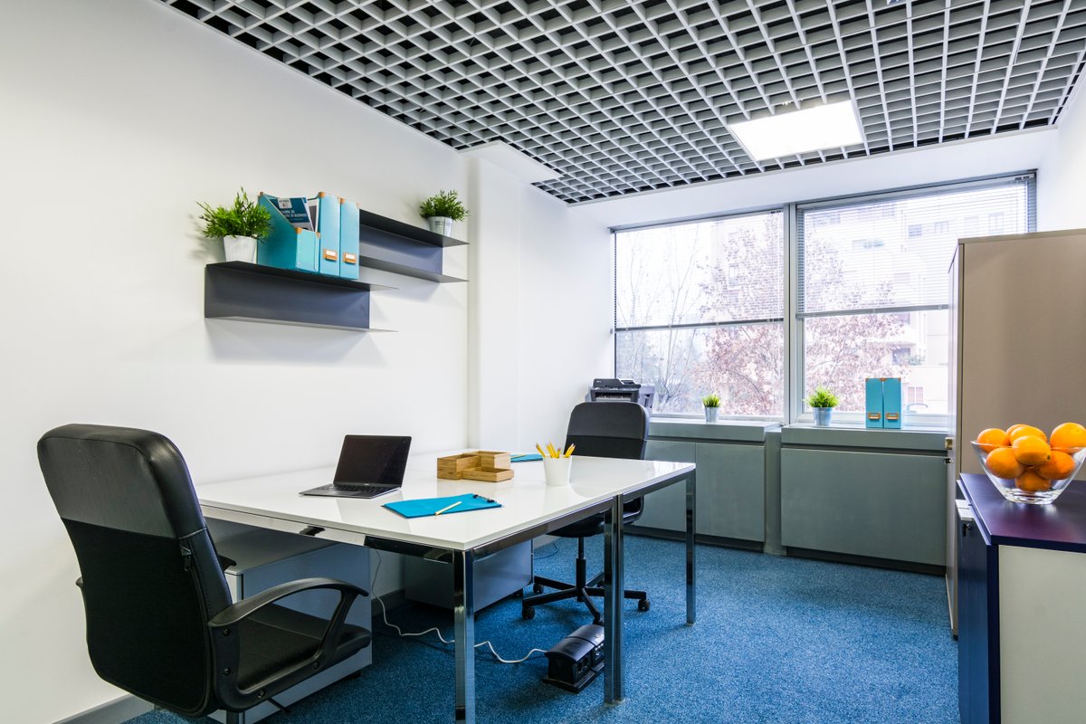 250 sq.ft Fully Furnished office For Rent at Kohinoor City