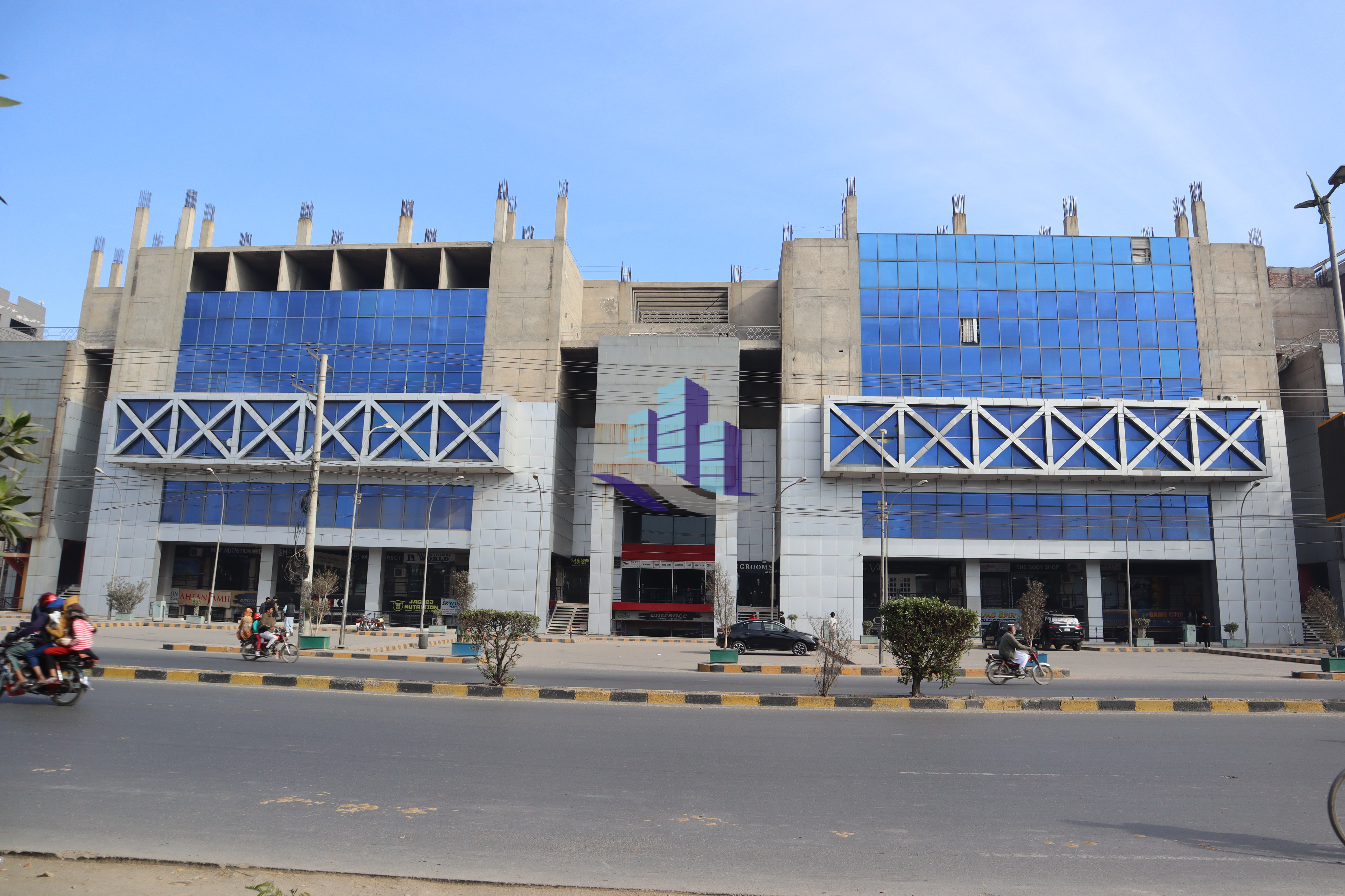 Furnished Rented Plaza for Sale near D-Ground, Faisalabad