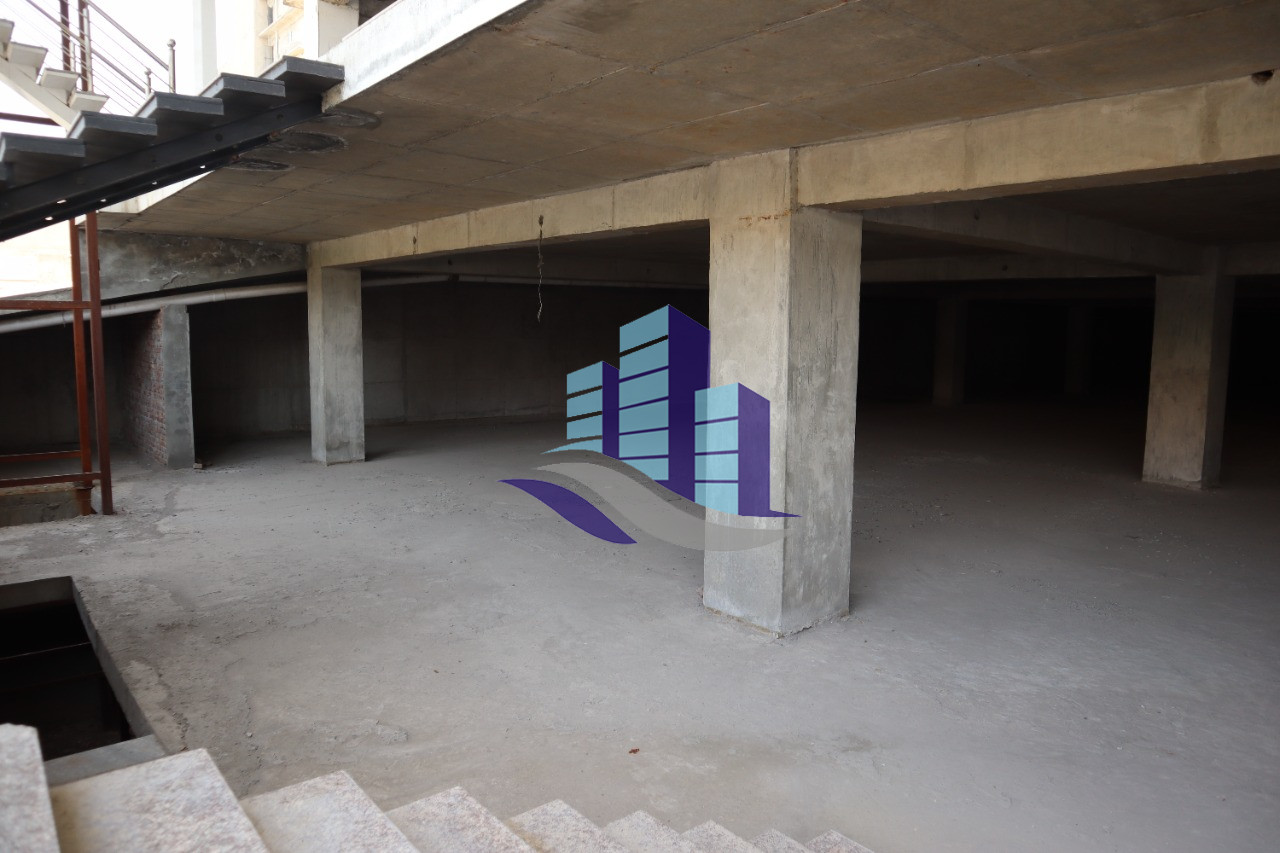 5000 sqft hall available for Rent