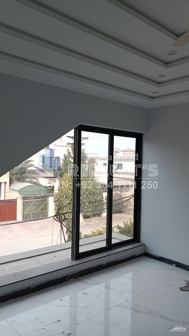 15 marla bungalow for sale in faisal town